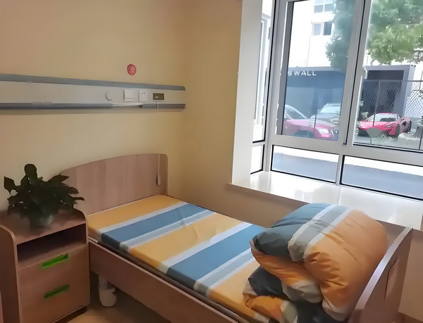 迁深圳户口条件机构_大小姐不是娃哈哈“继承人”:自己打下来的江山 快车撞上一辆野猪城际